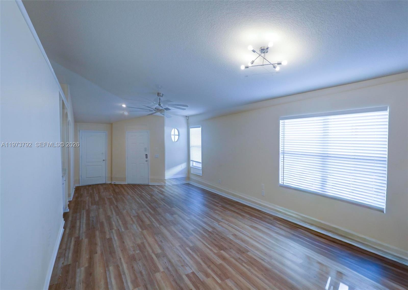 18105 Lembrecht Way Tampa, FL 33647