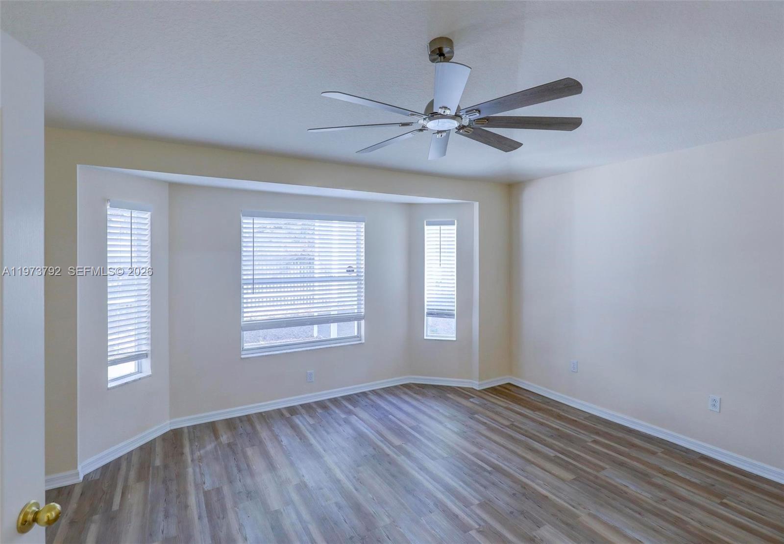 18105 Lembrecht Way Tampa, FL 33647