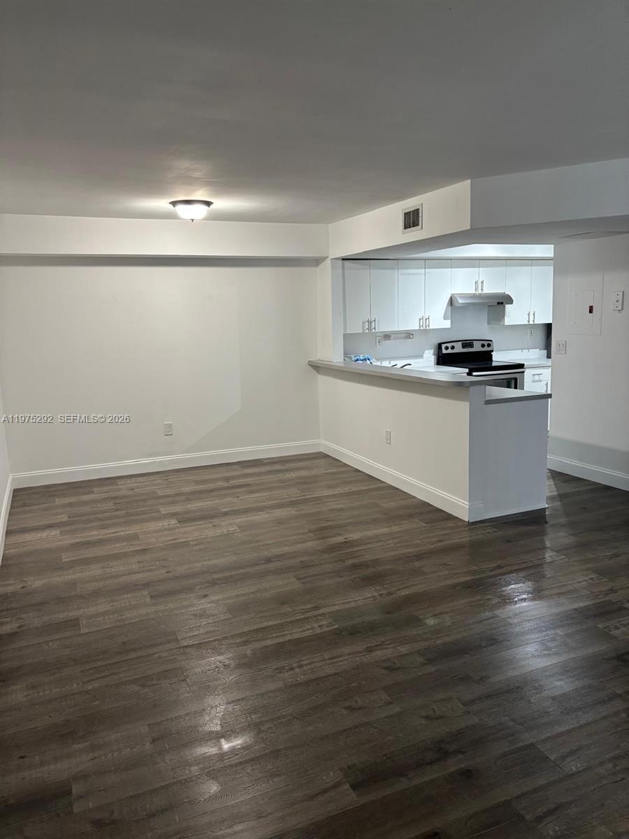 8670 SW 212th St #203