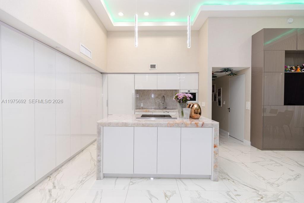 1800 S Ocean Dr #310 Hallandale Beach, FL 33009