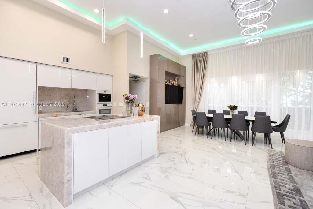 1800 S Ocean Dr #310 Hallandale Beach, FL 33009