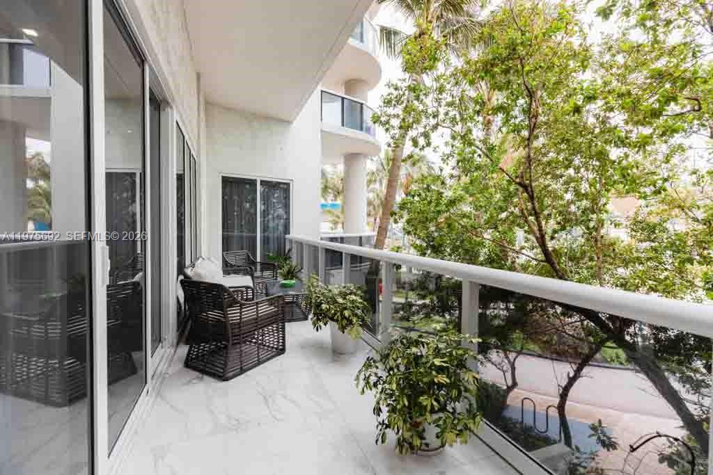 1800 S Ocean Dr #310 Hallandale Beach, FL 33009