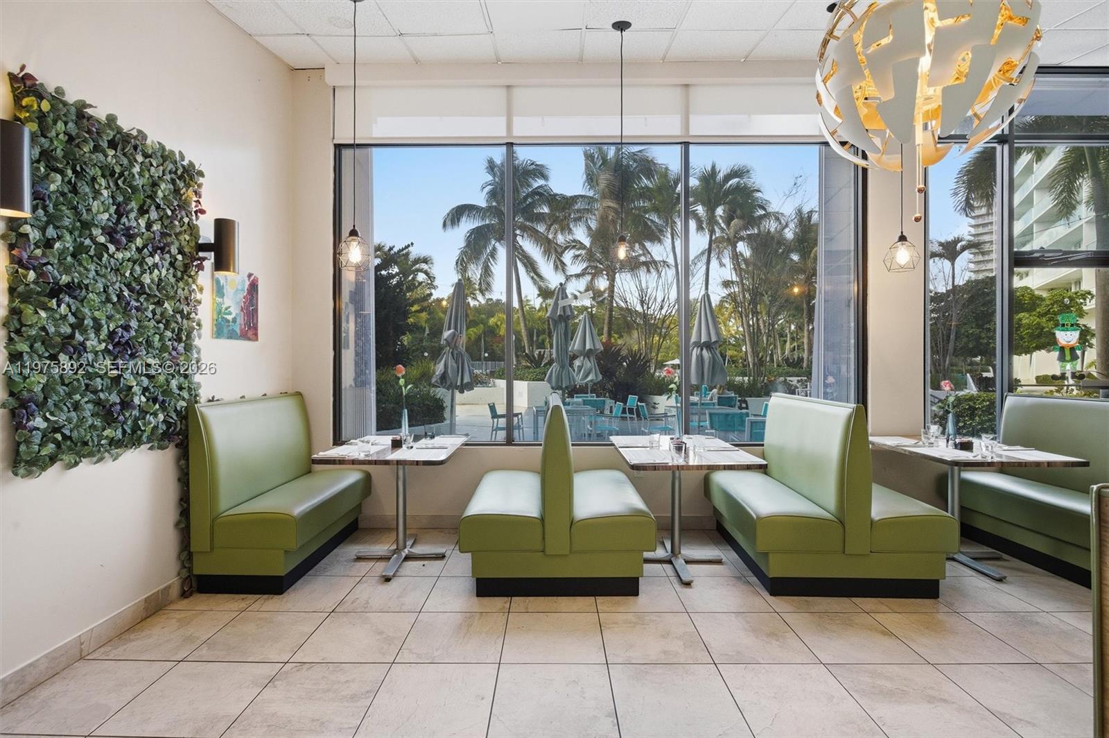 image Arlen House East26