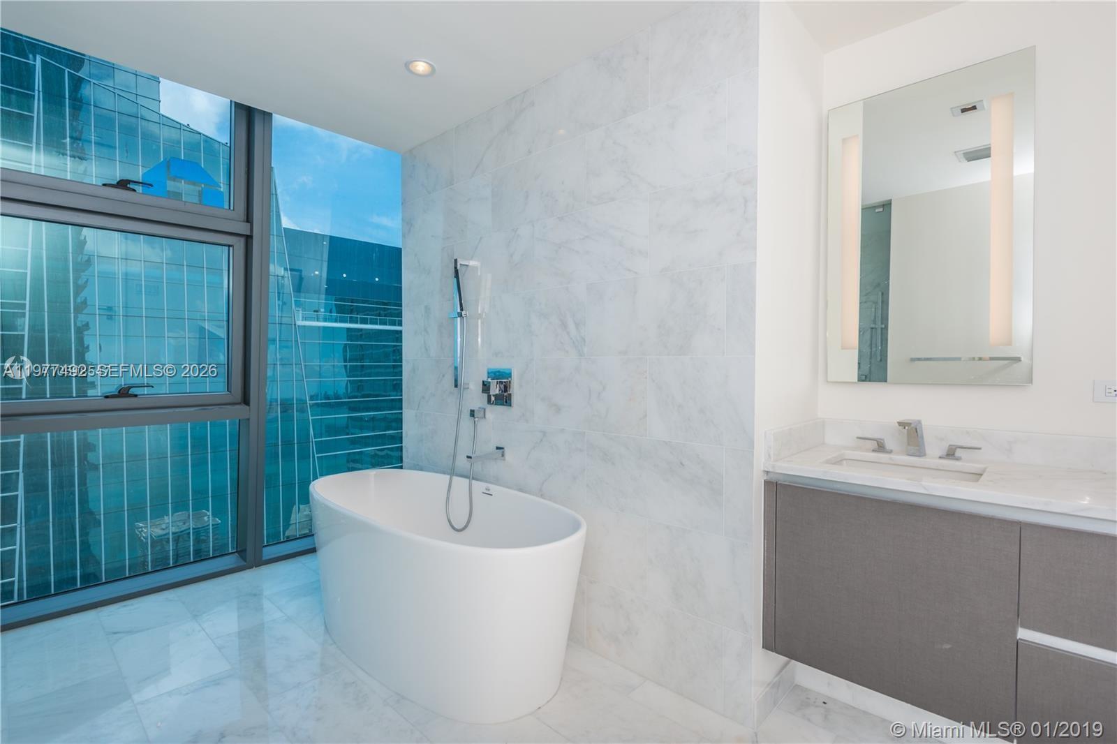 1451 Brickell Ave #4004 Miami, FL 33131