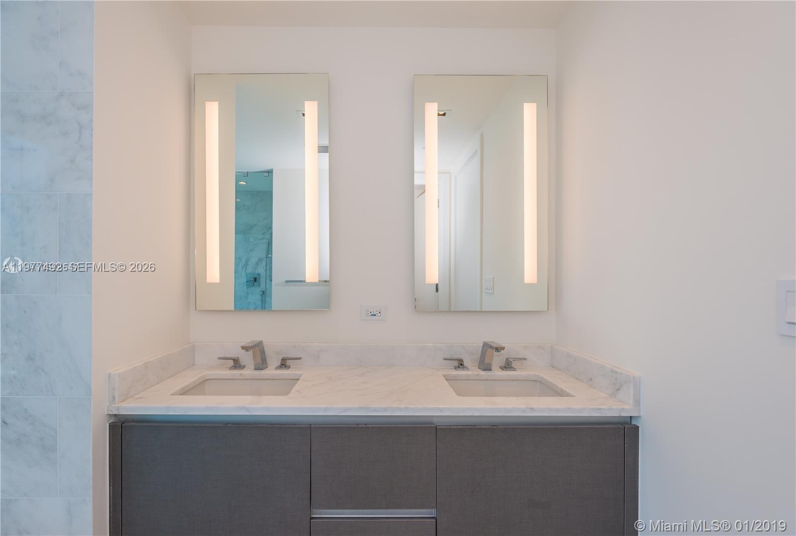 1451 Brickell Ave #4004 Miami, FL 33131