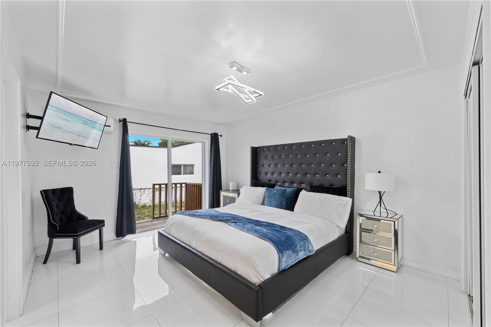 1761 SW 14th St Miami, FL 33145