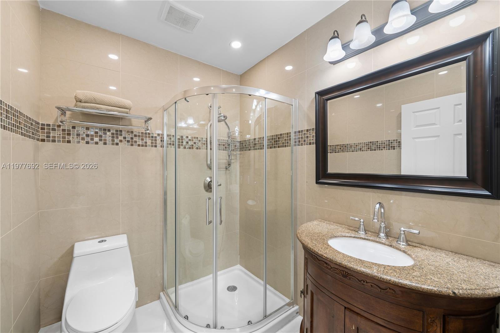 1761 SW 14th St Miami, FL 33145