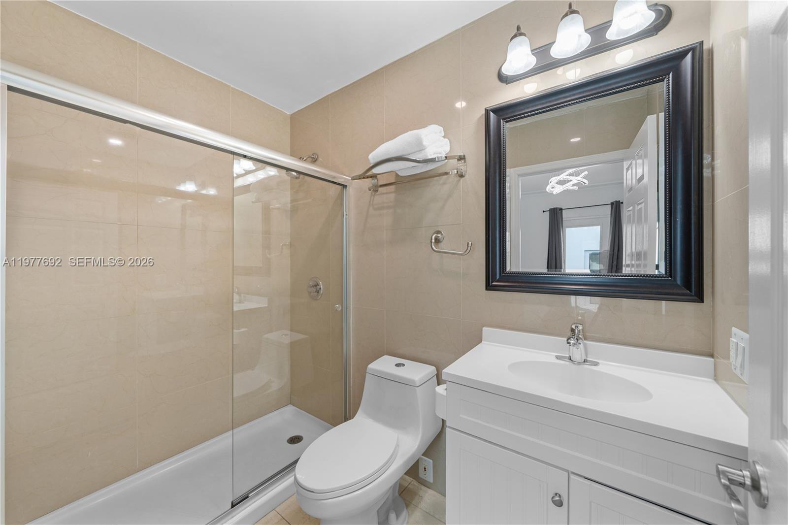 1761 SW 14th St Miami, FL 33145