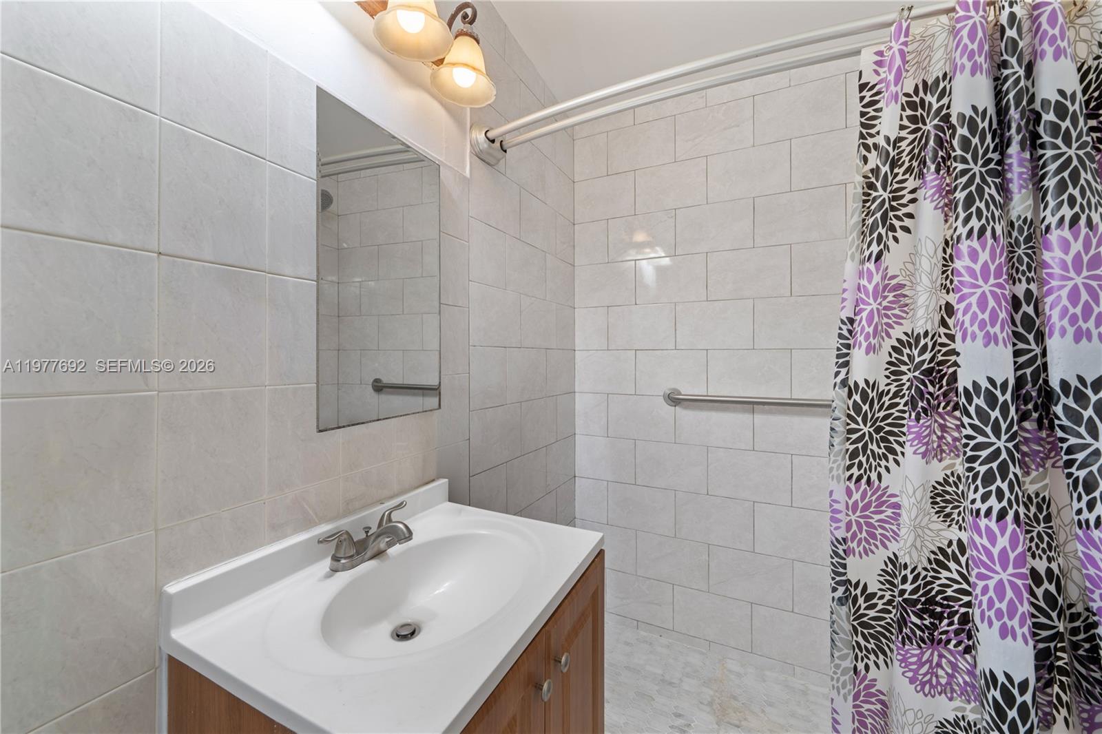 1761 SW 14th St Miami, FL 33145