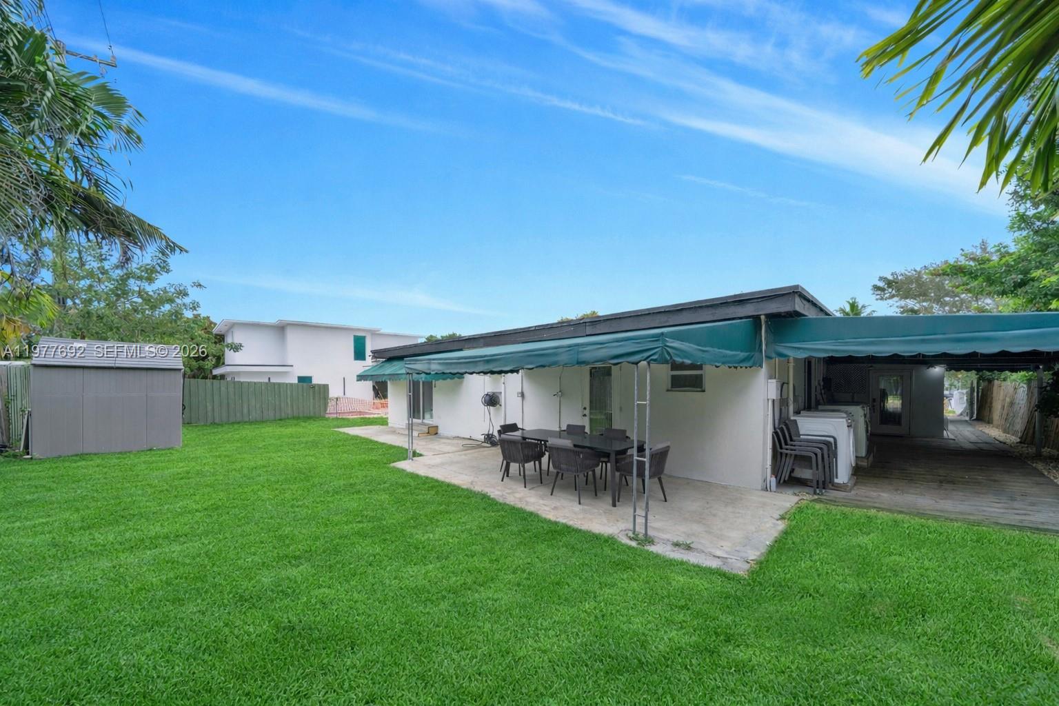 1761 SW 14th St Miami, FL 33145