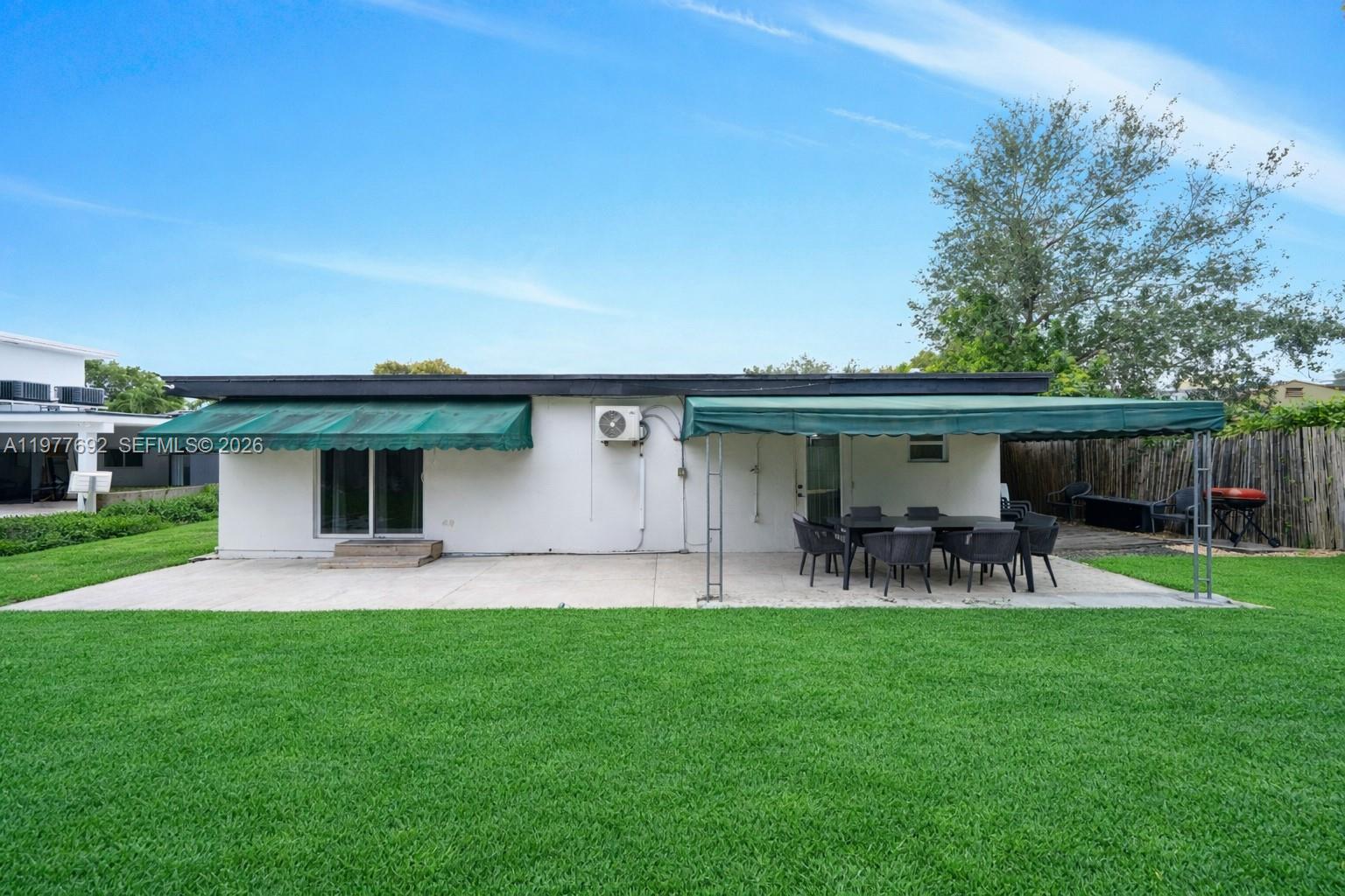 1761 SW 14th St Miami, FL 33145