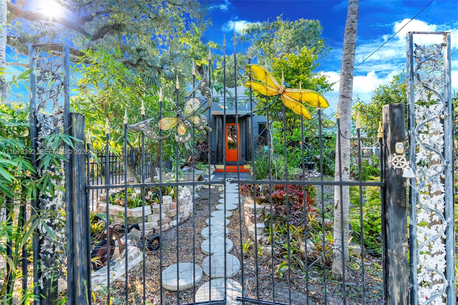 2361 SW 18th Ave Fort Lauderdale, FL 33315