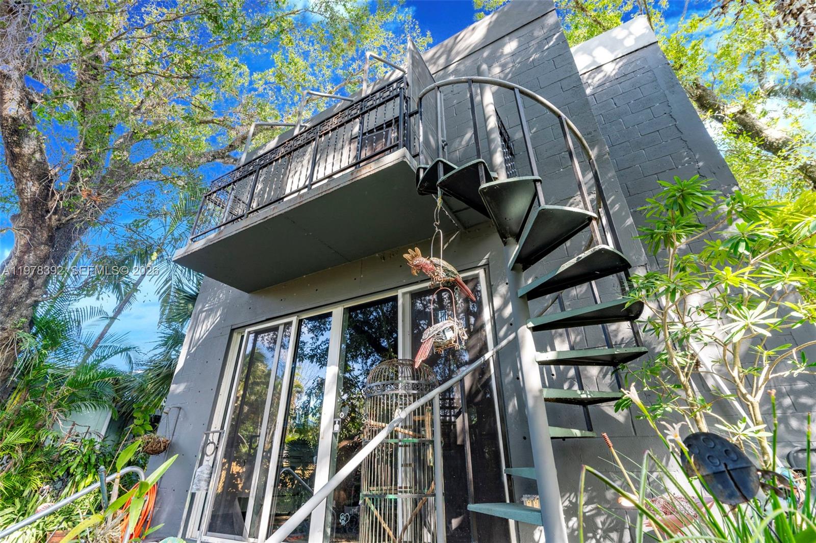 2361 SW 18th Ave Fort Lauderdale, FL 33315