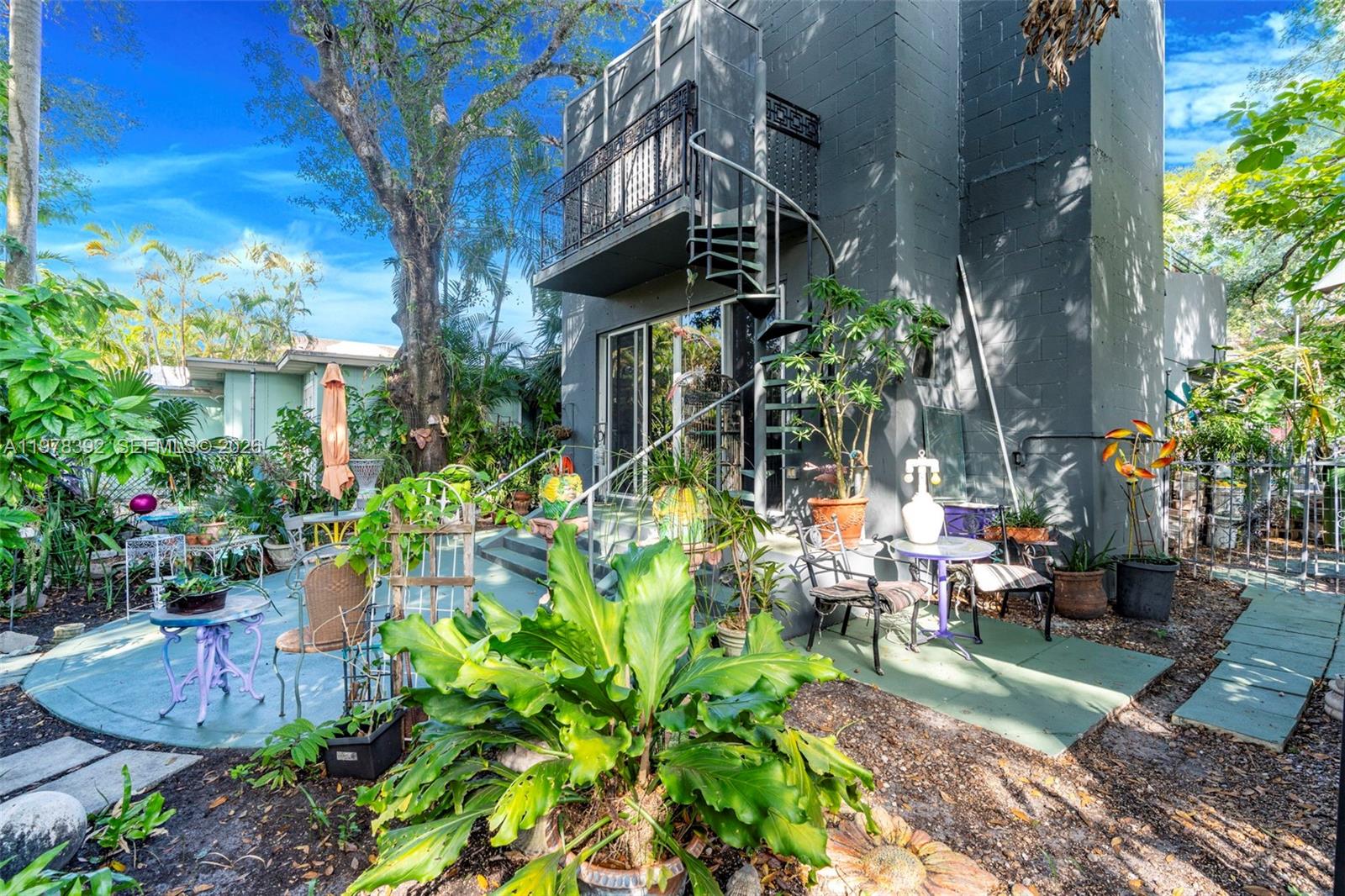 2361 SW 18th Ave Fort Lauderdale, FL 33315