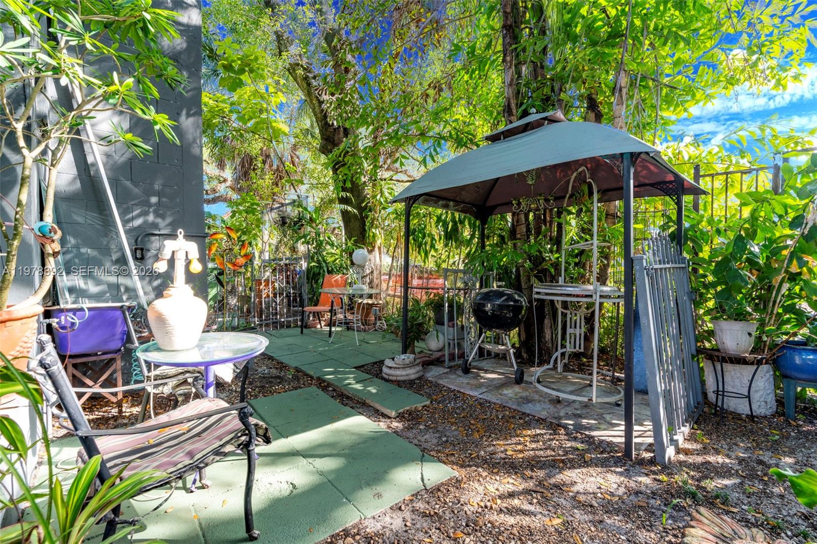 2361 SW 18th Ave Fort Lauderdale, FL 33315