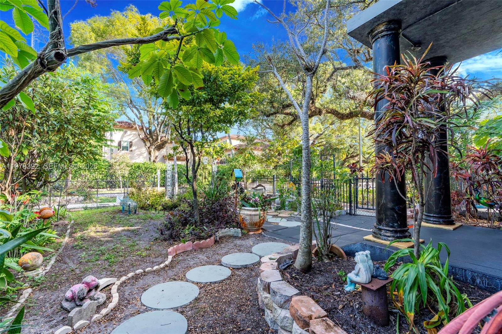 2361 SW 18th Ave Fort Lauderdale, FL 33315