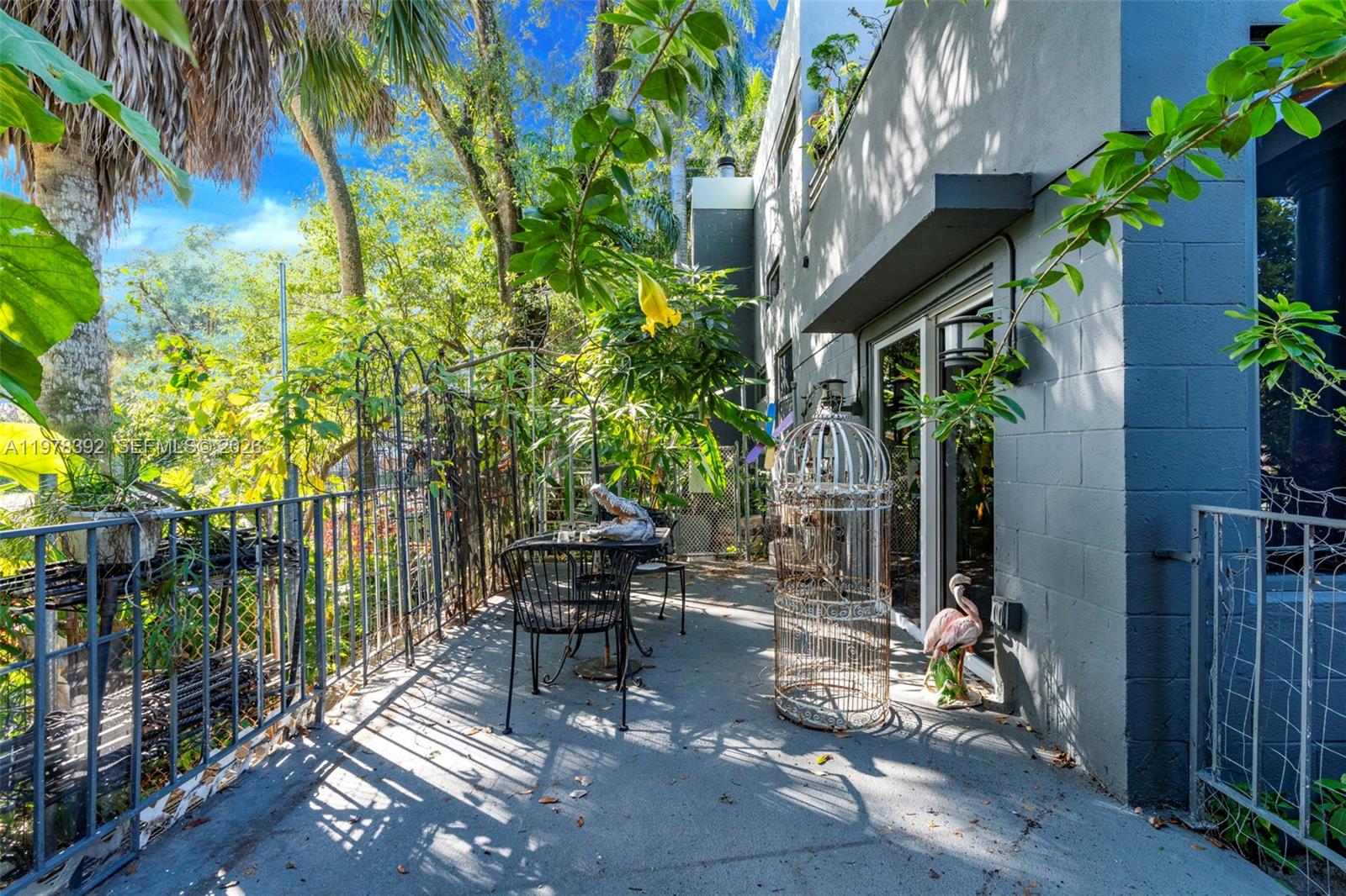 2361 SW 18th Ave Fort Lauderdale, FL 33315