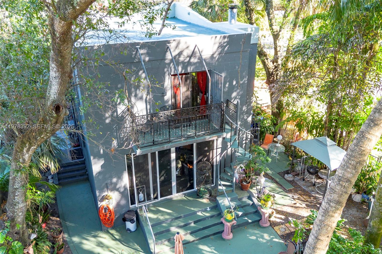 2361 SW 18th Ave Fort Lauderdale, FL 33315