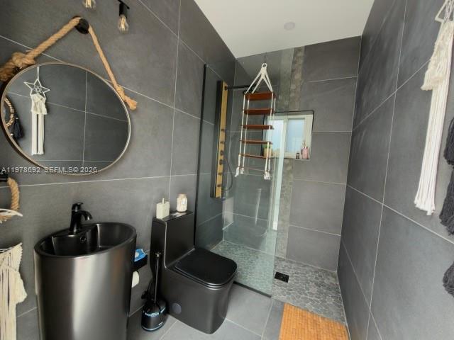 9351 SW 88th Ter Miami, FL 33176