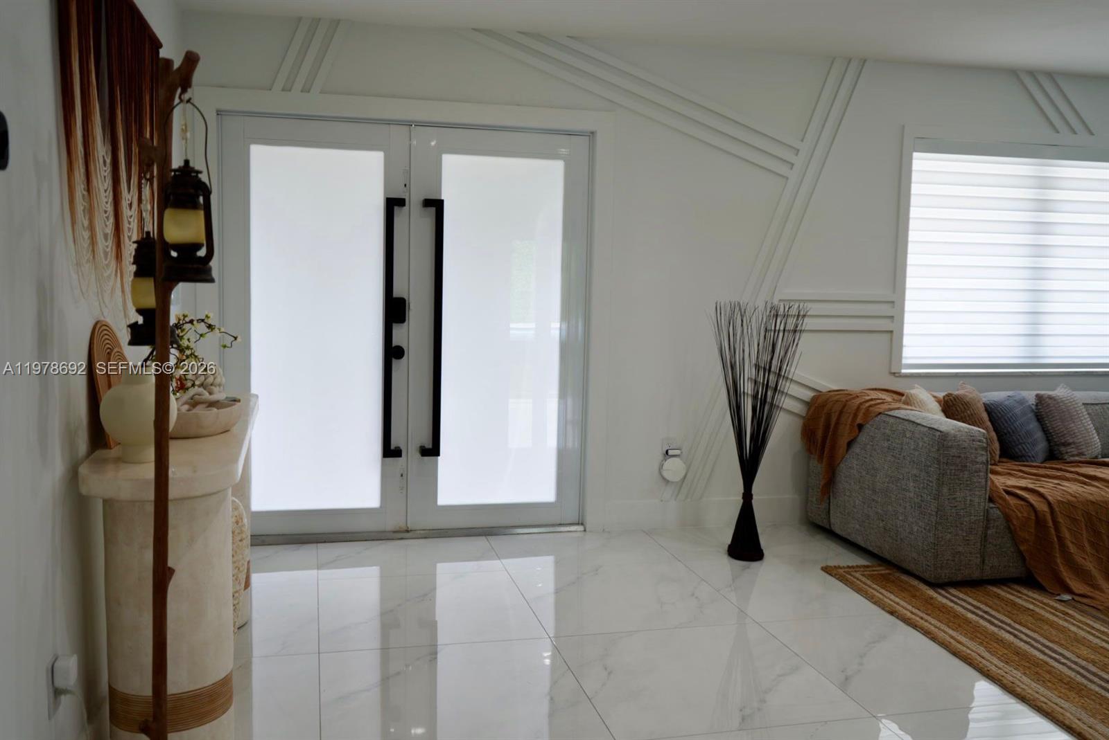 9351 SW 88th Ter Miami, FL 33176