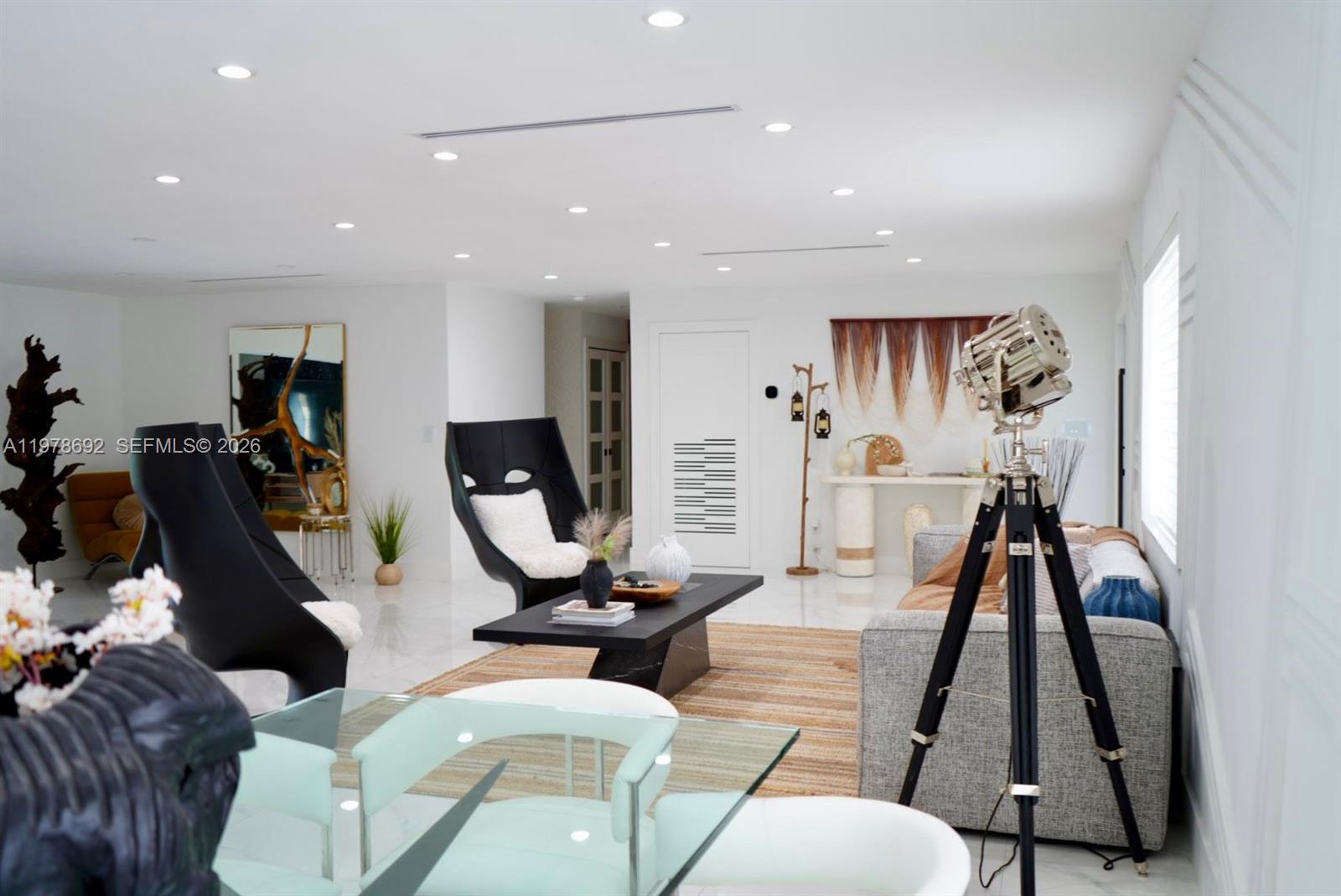 9351 SW 88th Ter Miami, FL 33176