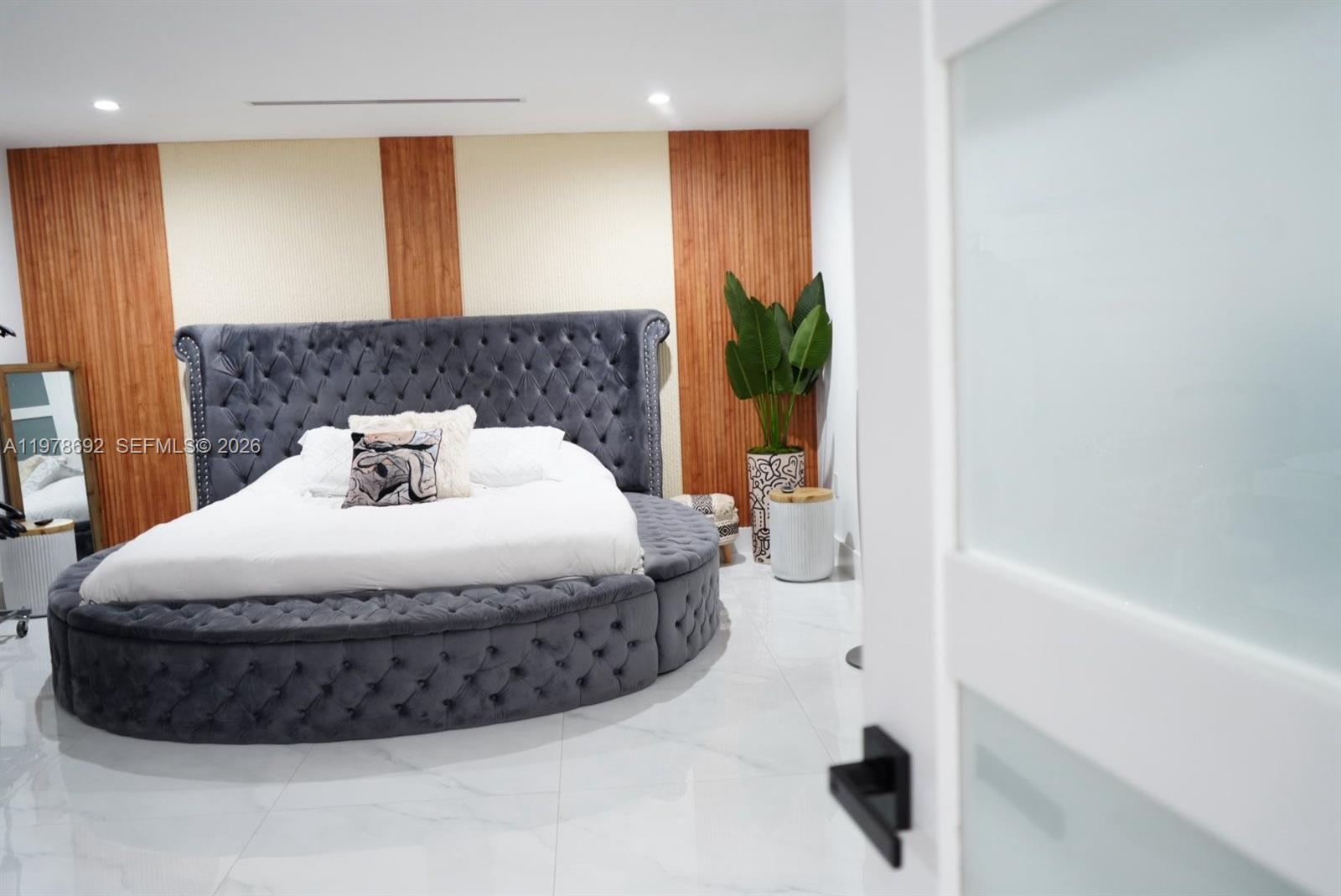 9351 SW 88th Ter Miami, FL 33176