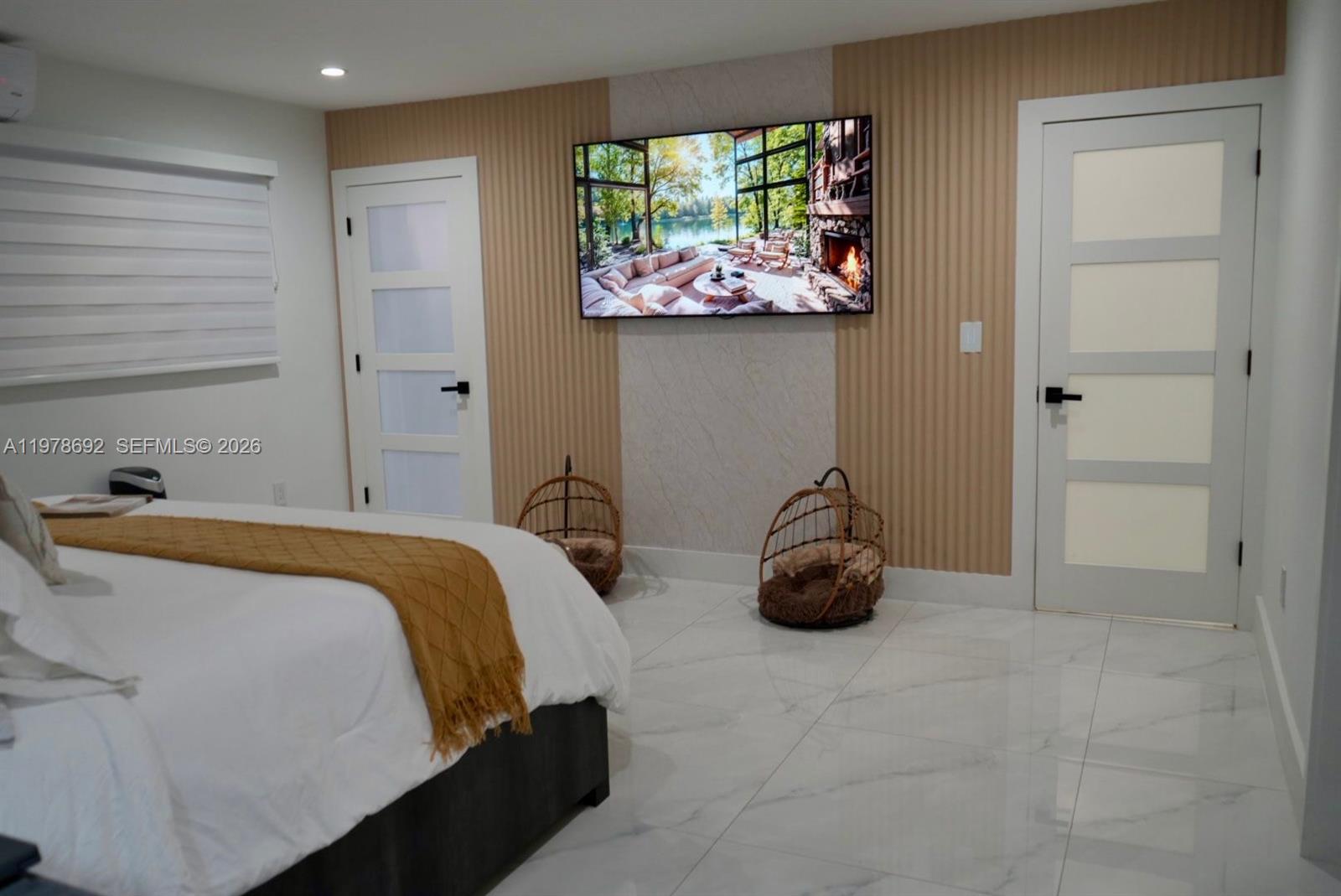 9351 SW 88th Ter Miami, FL 33176