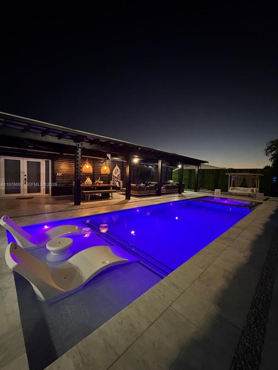 9351 SW 88th Ter Miami, FL 33176