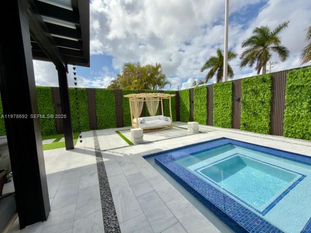 9351 SW 88th Ter Miami, FL 33176