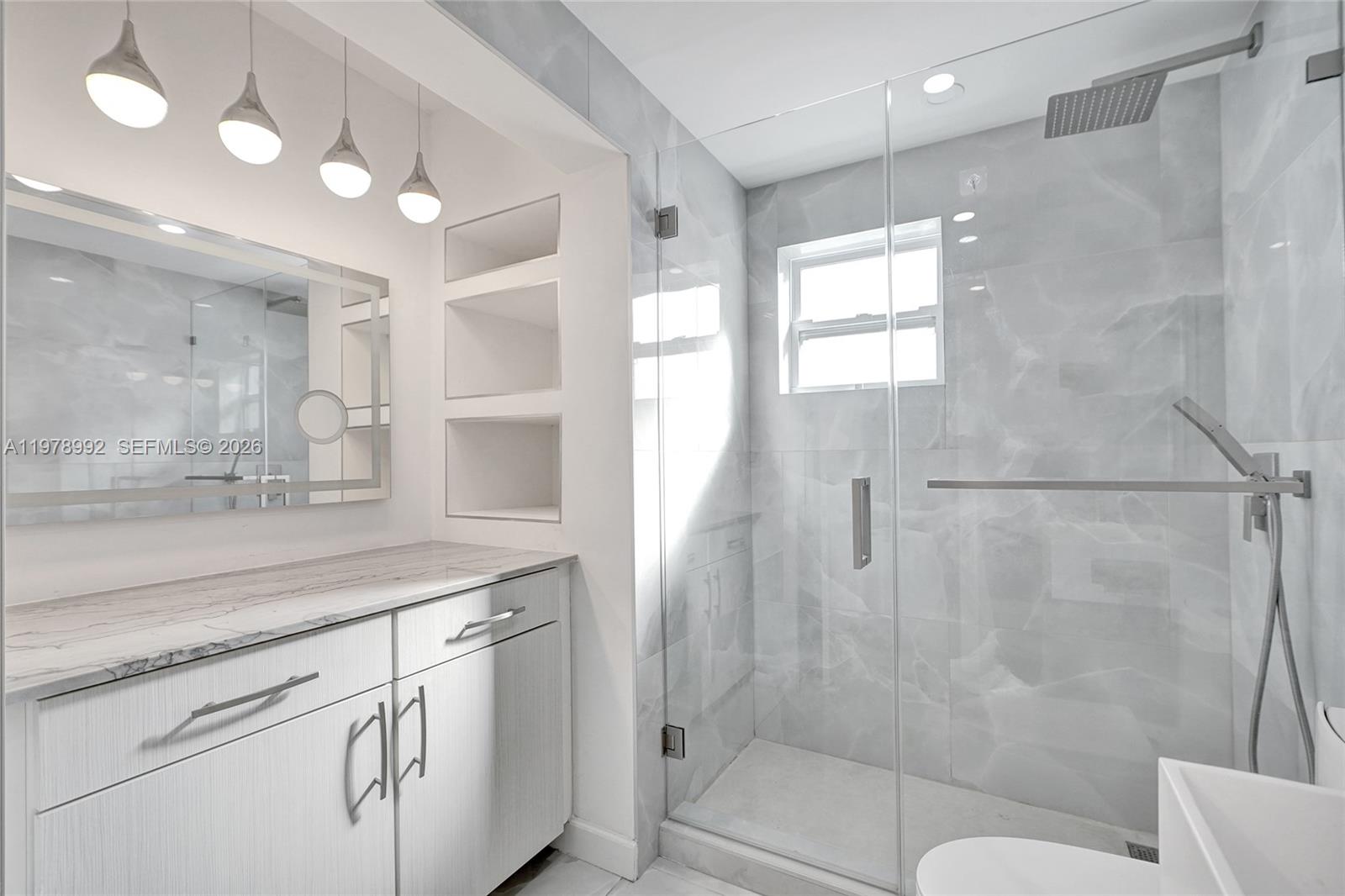 1075 92nd St #405 Bay Harbor Islands, FL 33154