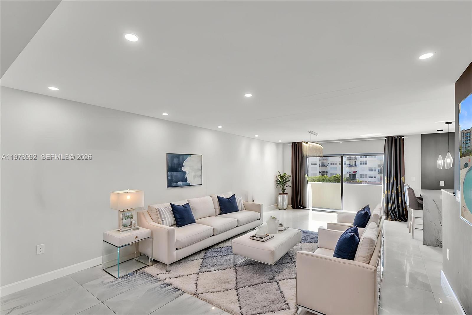 1075 92nd St #405 Bay Harbor Islands, FL 33154