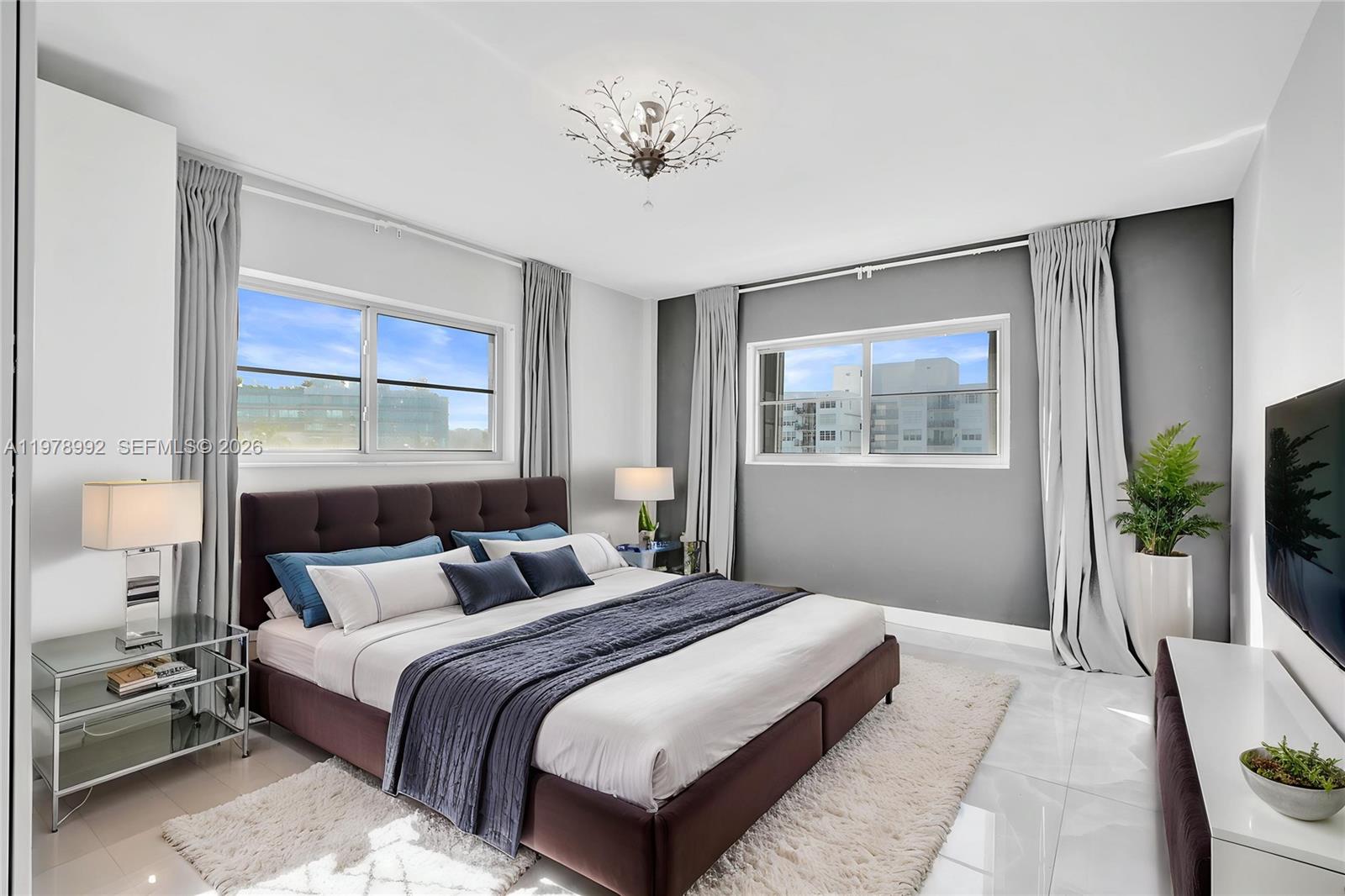 1075 92nd St #405 Bay Harbor Islands, FL 33154