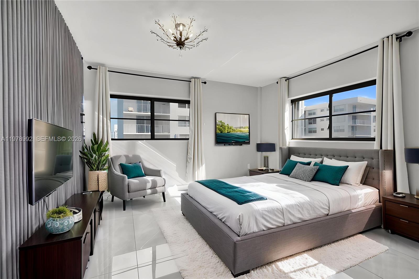 1075 92nd St #405 Bay Harbor Islands, FL 33154