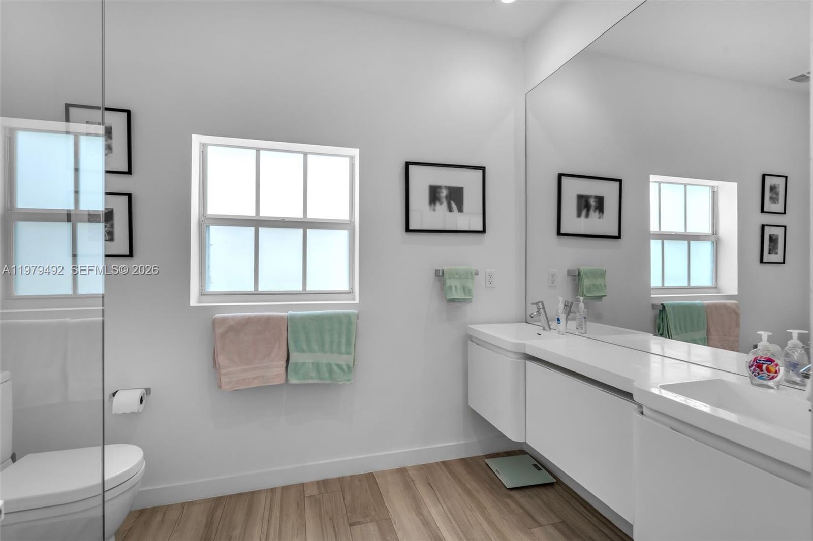 707 W 54th St Miami Beach, FL 33140