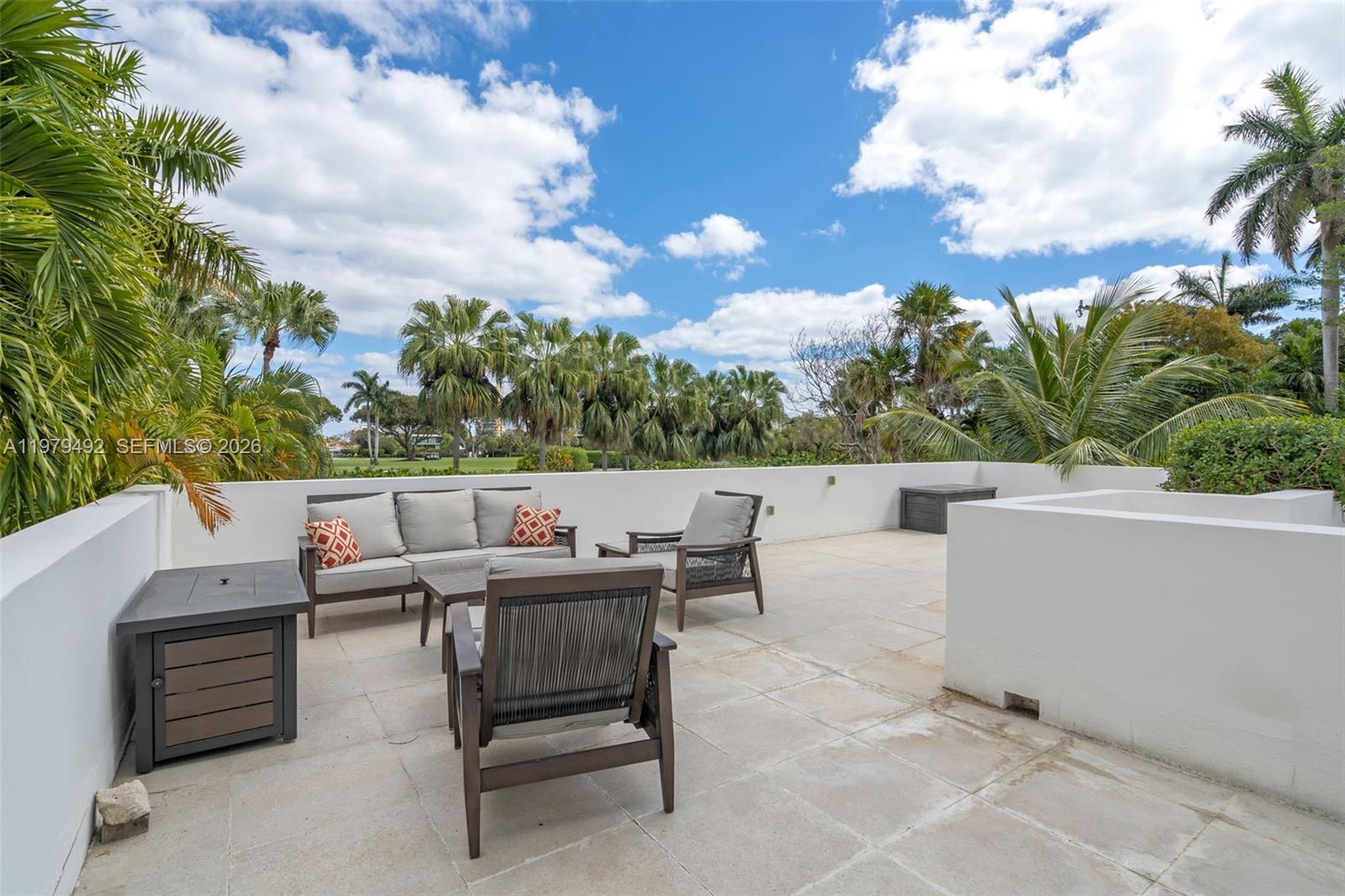 707 W 54th St Miami Beach, FL 33140