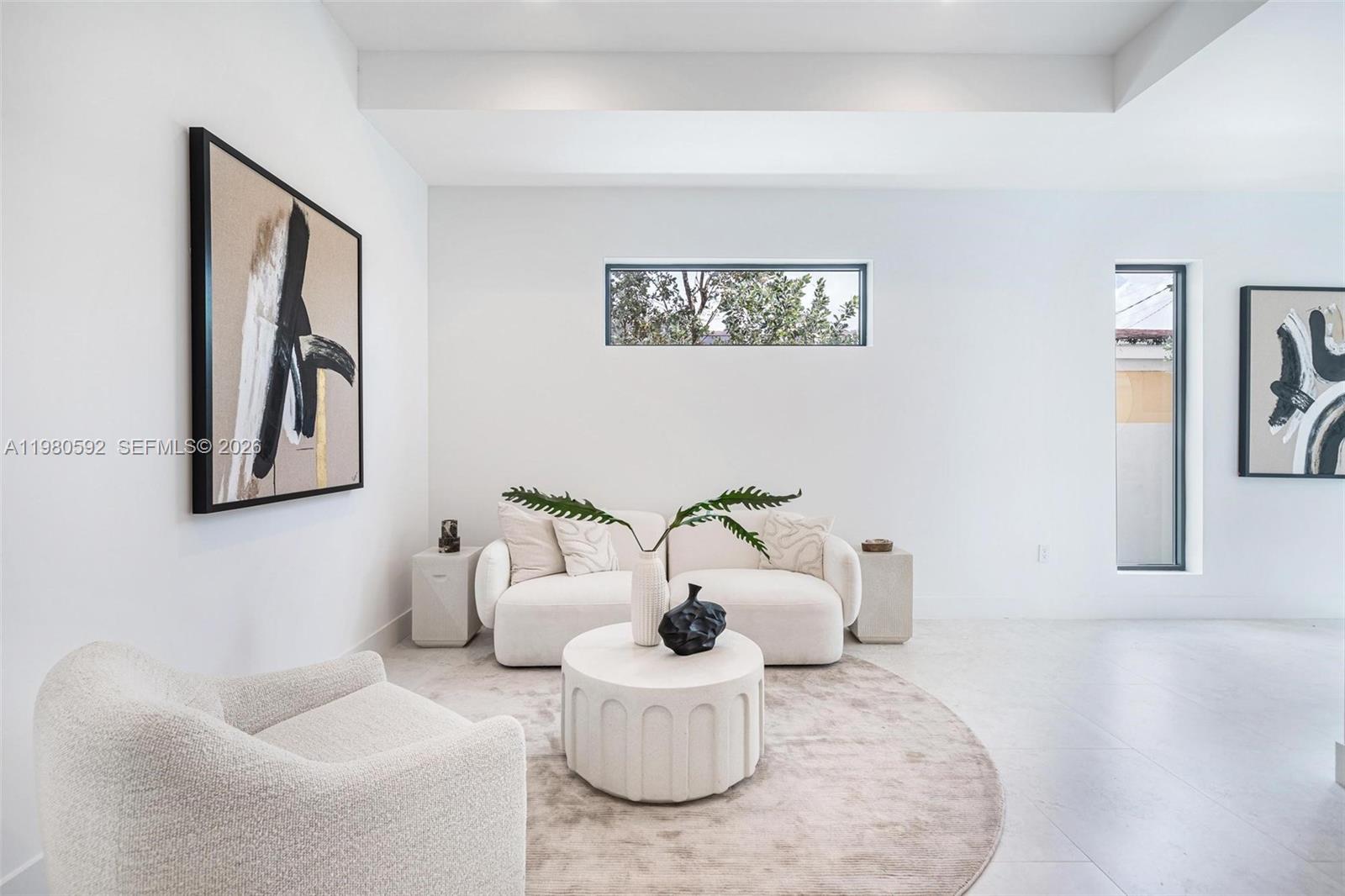 2943 SW 21st St Miami, FL 33145