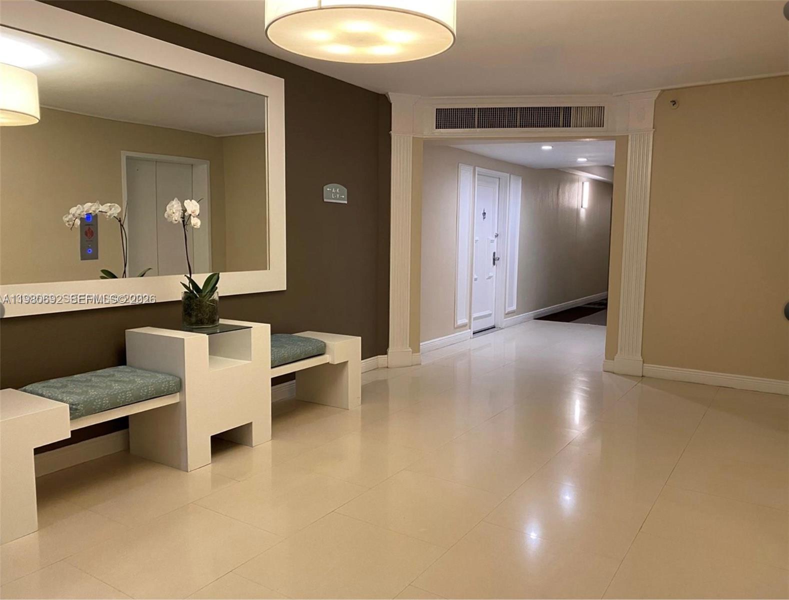 5600 Collins Ave #9Y Miami Beach, FL 33140