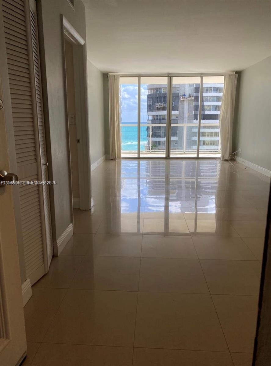 5600 Collins Ave #9Y Miami Beach, FL 33140