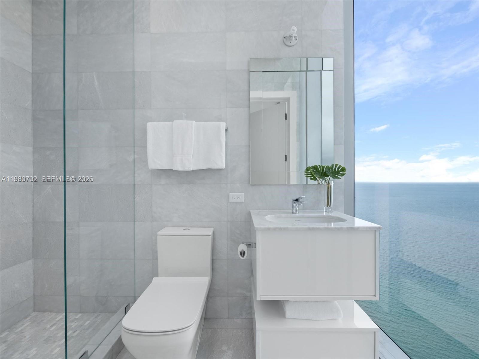 18501 Collins Ave #4304 Sunny Isles Beach, FL 33160