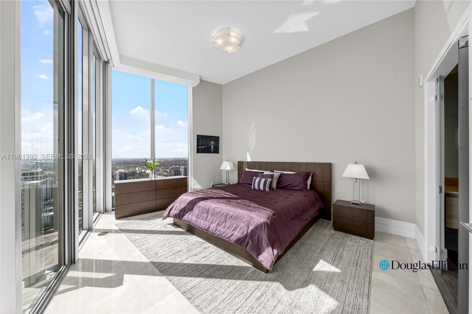 2900 NE 7th Ave #4904 Miami, FL 33137