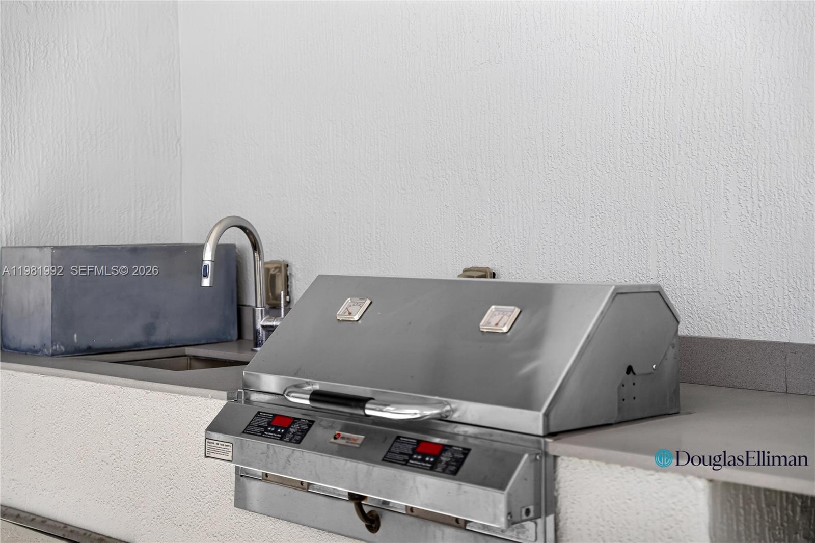 2900 NE 7th Ave #4904 Miami, FL 33137