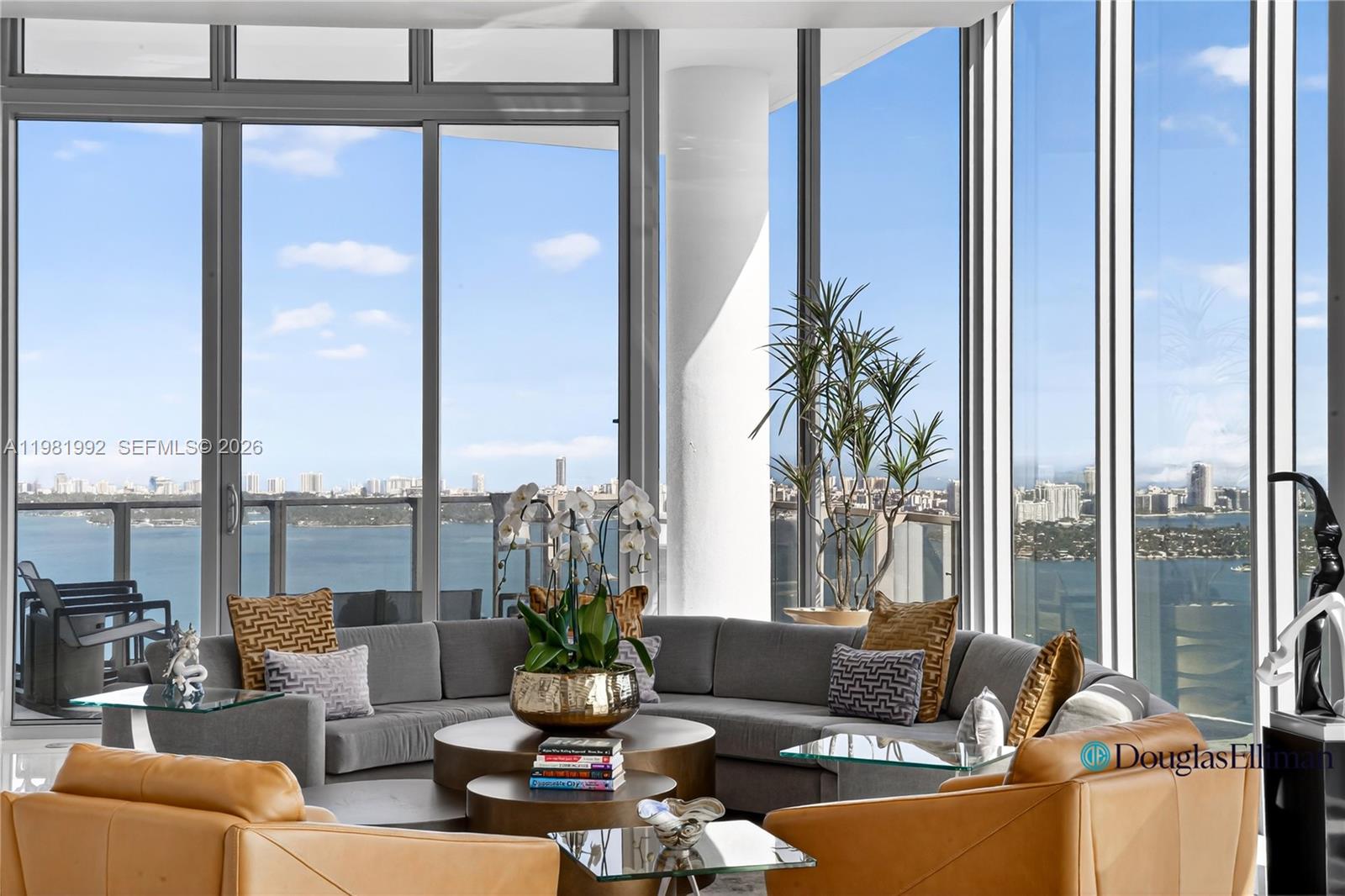 2900 NE 7th Ave #4904 Miami, FL 33137