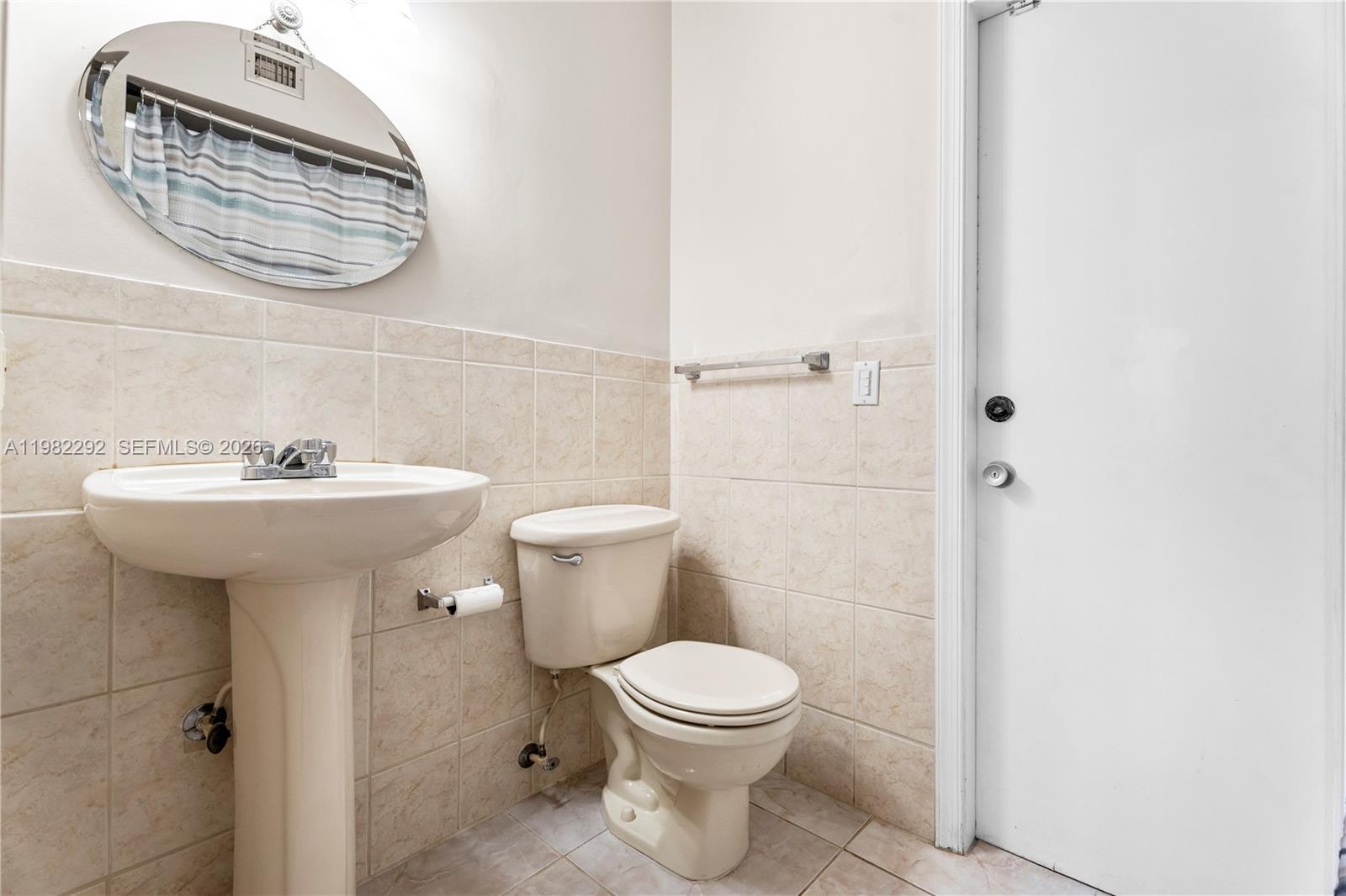 13000 Arch Crk Ter North Miami, FL 33181