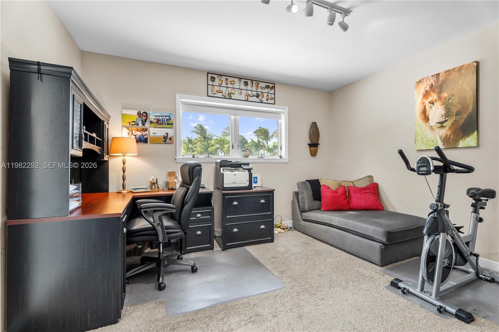 13000 Arch Crk Ter North Miami, FL 33181