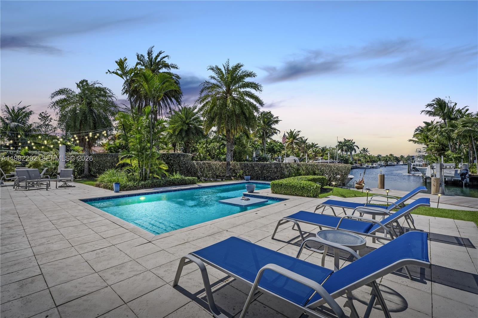 13000 Arch Crk Ter North Miami, FL 33181