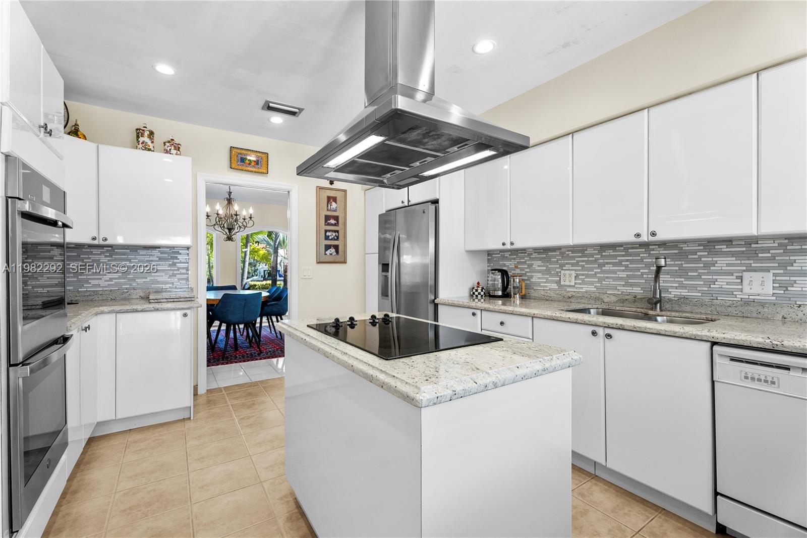 13000 Arch Crk Ter North Miami, FL 33181