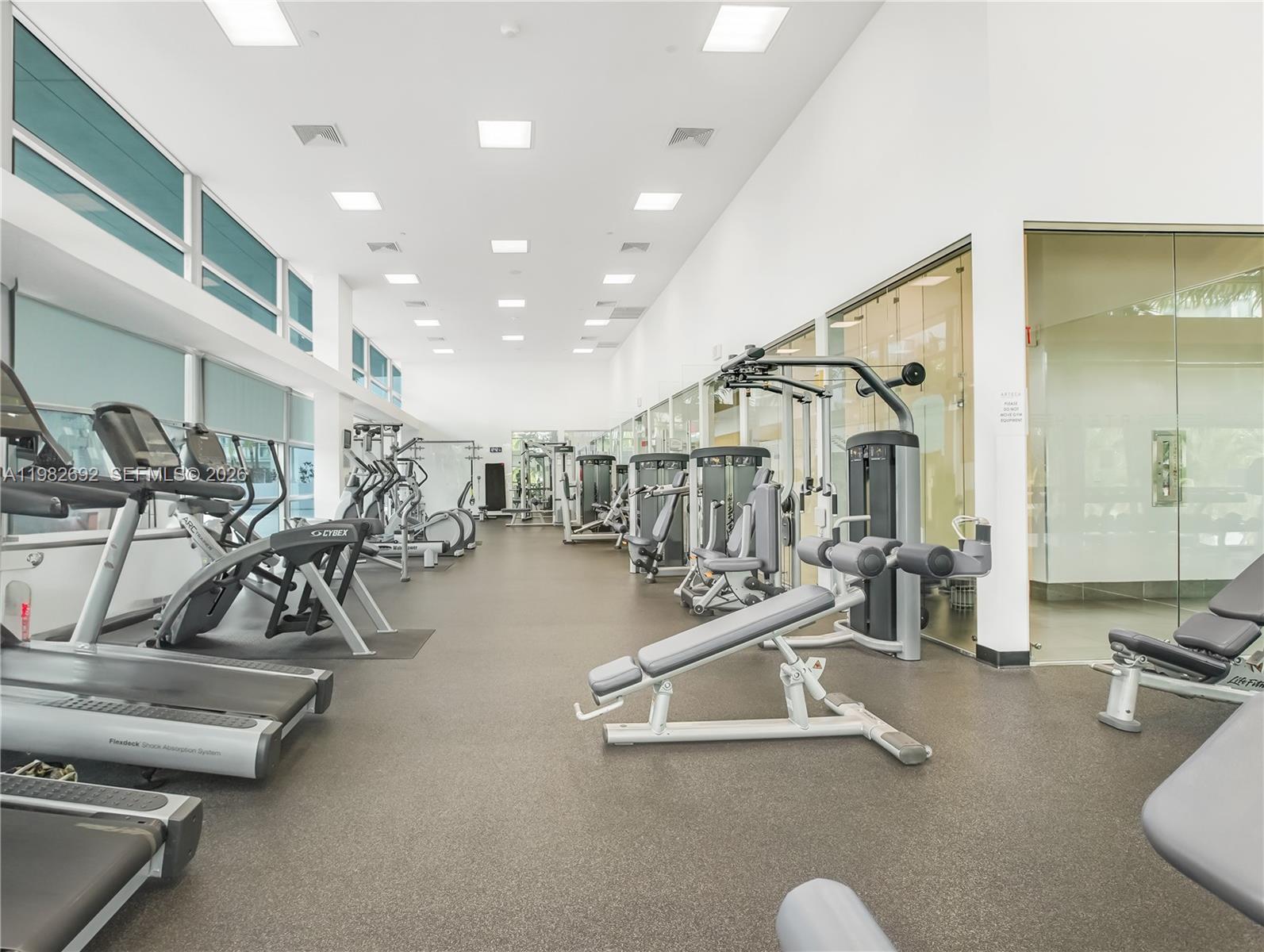 2950 NE 188th St #150 Aventura, FL 33180