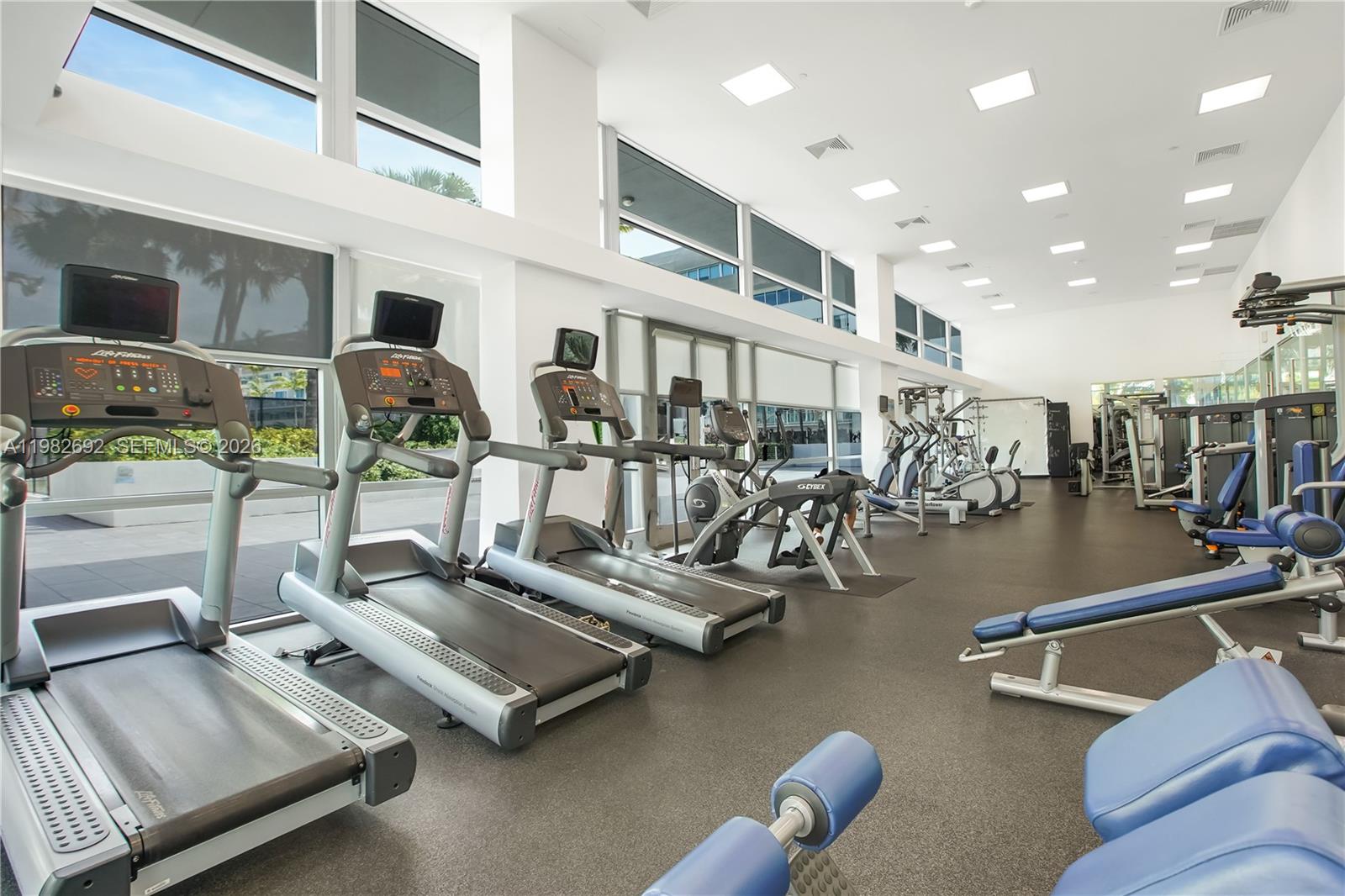 2950 NE 188th St #150 Aventura, FL 33180