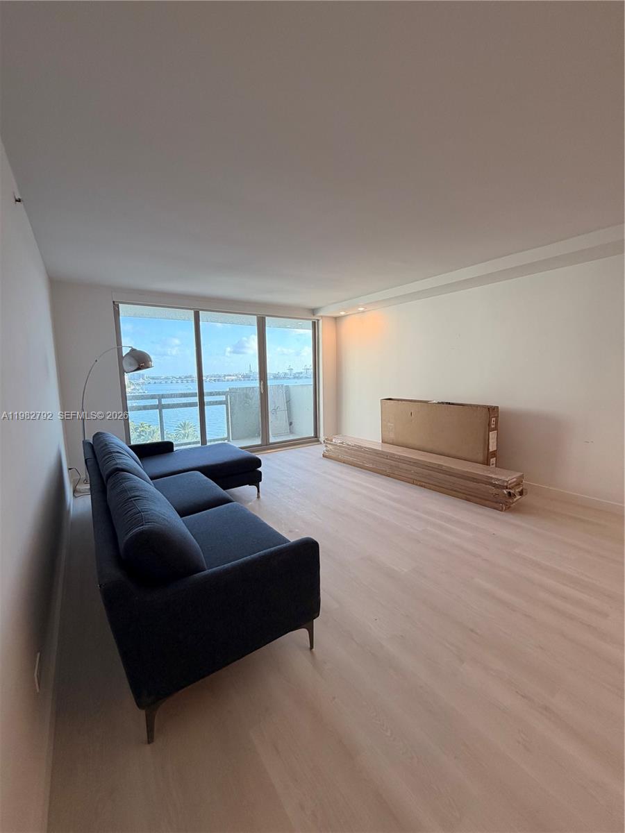 1500 Bay Rd #1126S Miami Beach, FL 33139