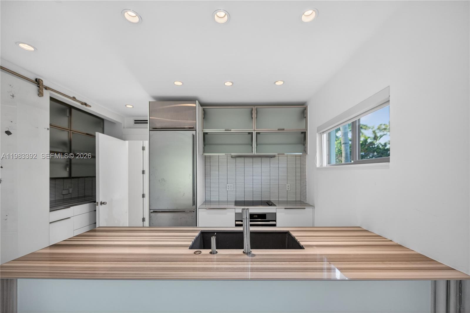 1000 N Shore Dr Miami Beach, FL 33141